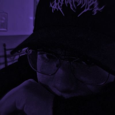 blocknotes_'s profile picture. avrei voluto tenerti la mano per l'ultima volta e guardarti come fosse la prima