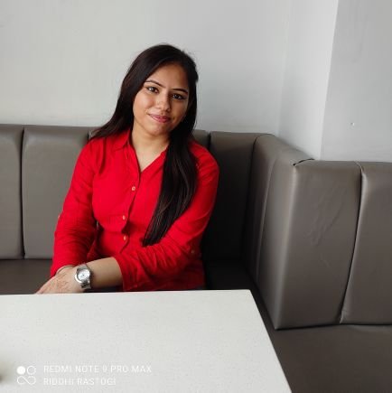 riddhirastogi21's profile picture. 