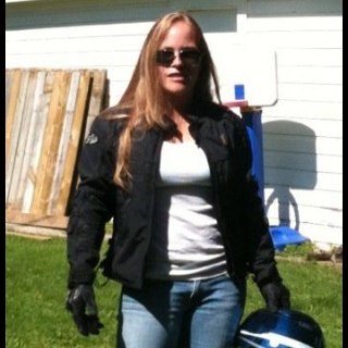 amysky3's profile picture. 