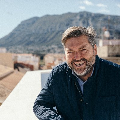 Vicealcalde i Regidor Portaveu de Compromís a l'Ajuntament de Dénia. Treballant per les persones.