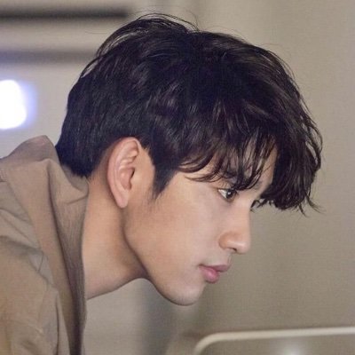 Updates, news, voting, streamings, fun facts about GOT7 Jinyoung. Dive KR YT https://t.co/VBTTPkn9KZ