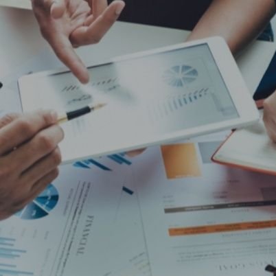 شراكات متخصصة لتسويق الخدمات الاستشاريه، فن صناعة المحتوى، التدريب عن بعد، والمؤتمرات البحثيه