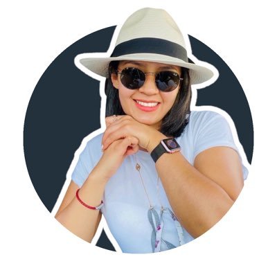 Abogada en libre ejercicio ⚖️ Magister en Derecho Constitucional 👩🏽⚖️Instagram: @negraeveliza. - Ecuador - UIO ❤️ GDA