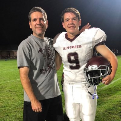 Dad, Husband, Coach, Youth Director. Love God, my family and friends.
