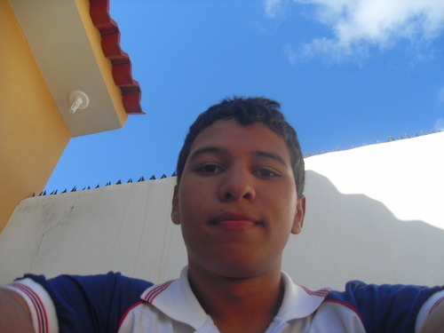 Chocólatra,Doidin, Hiperativo,Mais 1 ser Humano'
Oi, Prazer em te conhecer !  :D
http://t.co/Lu1XTa2qd0
