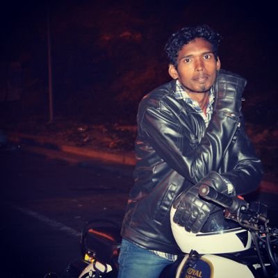 Sivakumar_2898's profile picture. தமிழன் என்ற உணர்வுக்கு சொந்தக்காரன் சிவகுமார் 😎😎😎😎😎😎