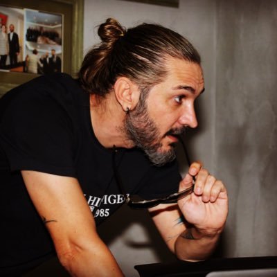 TanerBentesen's profile picture. Piworks Adv. İşletme Sahibi / Antiad 4.Dönem Y.K üyesi / Piworks Adv. Kurucusu / Grafik Tasarım