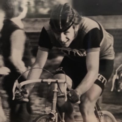 TonWelling50's profile picture. Performance Manager