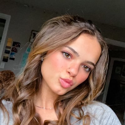 erika_reneeM's profile picture. Livin and lovin’ life🌸💙 IUSB’24