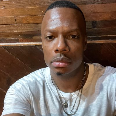 Just a simple, educated brotha living in a complex, unenlightened world. Let them eat cake!