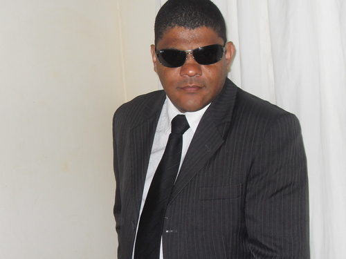 compcarlinhosbr's profile picture. 