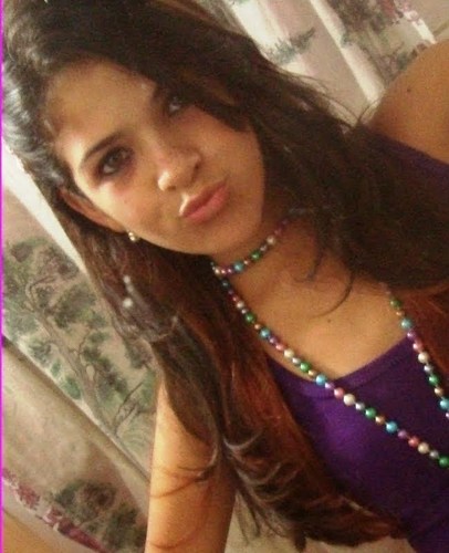 Eu... eu... nem eu mesmo sei, nesse momento... eu... enfim, sei quem eu era, quando me levantei hoje de manhã, mas acho que já me transformei várias vezes ....