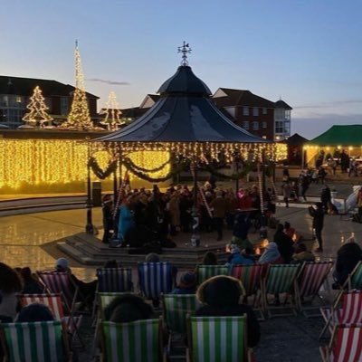 We love a #CliftonvilleChristmas! We host the free #CliftonvilleChristmasFestival at #TheOvalBandstand and we also promote Christmas events in Thanet.