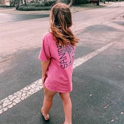 kieleedanielle's profile picture. 