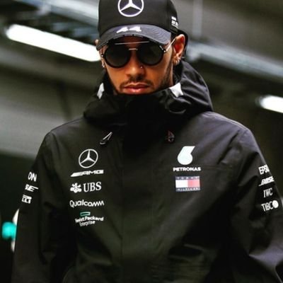 Passionate about F1. LH44.