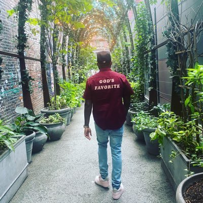 Sneakerhead | Investor | Soul Dye | TuskegeeAlum | IG: @LifeAndKicksWithNick