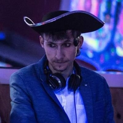 Fábio Fuinha Almeida
♈♉♏🔺
🔺Psytrance dj7
🔺Producer 🎹🎷🎺🎸🎸🎻🥁🎤🎧🎚️
🔺Paradise on Dreams
Kin 47
Mão Galática Azul
🔺4i20
1k93🔺
🔺Grower 🍀🌿