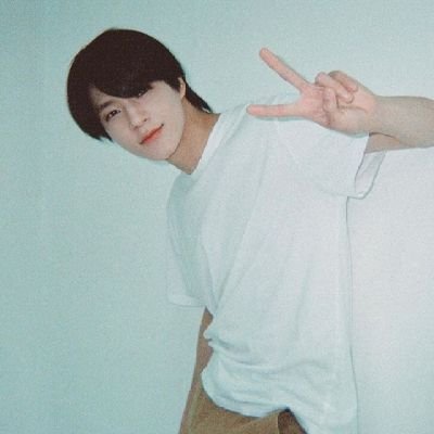 L7nda4i's profile picture. i want to be happy;)