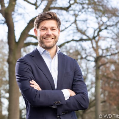 Fractievoorzitter VVD Tilburg | 32 | NL Ronde Tafel 28 | Kruik | Crossfit | Willem II | Tweet op persoonlijke titel