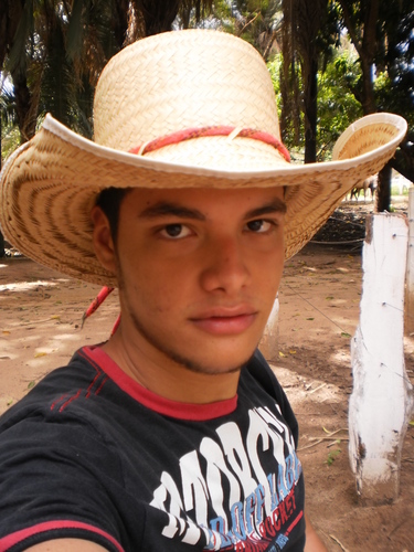 ¨O inteligente aprende com seus erros, o sábio aprende com os erros dos outros¨....!XD