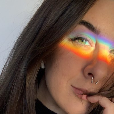 alice_p8's profile picture. Sorry, I'm late.