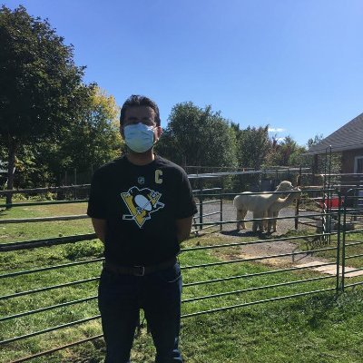 Boozer/ Gamer / Movies and Music fanatic/ RT bot/ It really whips the llama's ass!