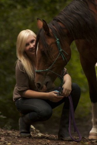 IsaJulie_'s profile picture. 'Never give up the things that make you smile'