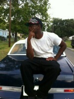 iloveyowoman's profile picture. #teamLebronjames #teampolo #teamMr.Gotapairof501'son #teamDallasCowboys #teamgetmoney #teamairforceones #teamjordans