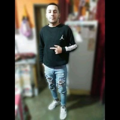 Me encanta el futbol⚽️😍 y disfrutar del tiempo en familia ❤