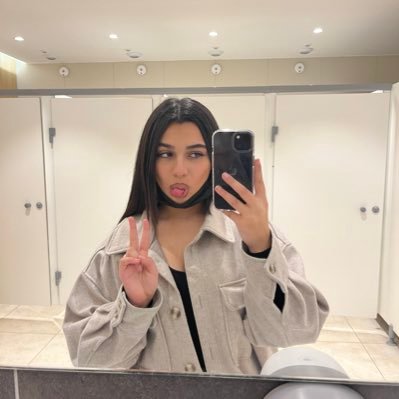 Imene___25's profile picture. 🇩🇿🇩🇿