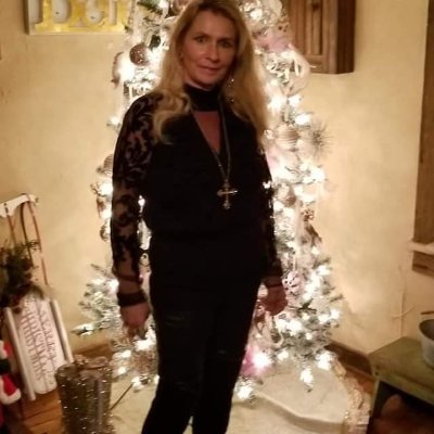 AntiqueBohoBabe's profile picture. Farmhouse Living DIYS of Many Custom Design Floral Basket's 2 Homegrown herbs Essent oils All Natural Prev:Acct Exc Val Pak Direct Mail Advert & Finance Acct