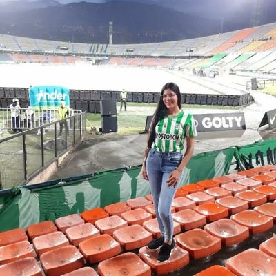 EL ESCUDO DE MI EQUIPO ESTÁ MARCADO EN LA COPA LIBERTADORES. 
 
RIONEGRO - BARRA/NQUILLA