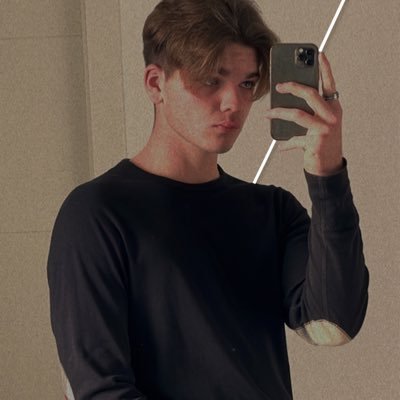 nicozxg's profile picture. 🧸follow🍂