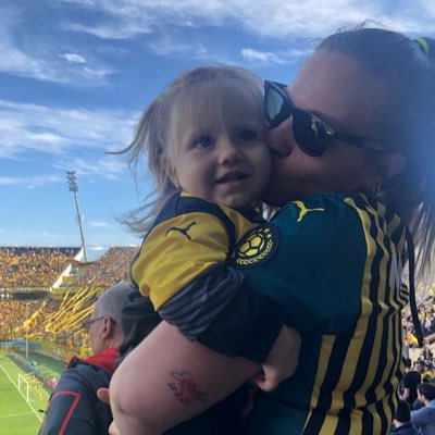 Aaguss23's profile picture. Mi religión es el Club Atlético Peñarol. Abogada. Mamá de Emilia y Bautista