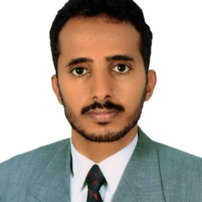 كاتب وباحث يمني- مختص في الشؤون العربية - سياسة. 
A Yemeni writer obtains a master's degree in political sciences - arabic affaires.