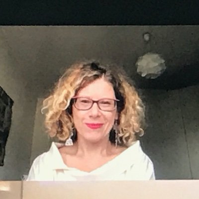 inesciolli's profile picture. Constitutional law research, interested in Territory, Global constitutionalism Economic crisis