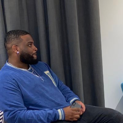 ay_zeroo's profile picture. 