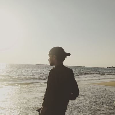 mundacken's profile picture. 🌴 keralite 📍