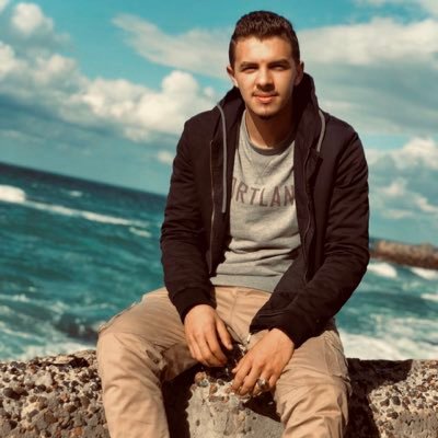 :لا تلــمس جــَرحـــاً لاتــعرف كـــيف تـداويـه 🖤