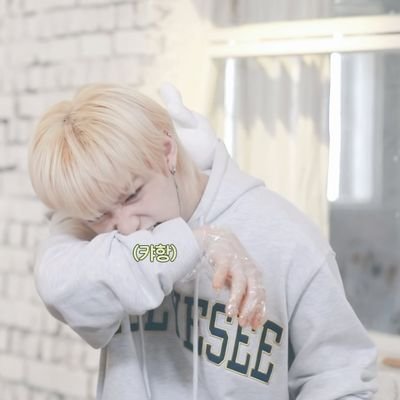 Skz98n's profile picture. 98line/ 韓国語◎ /ぴよぴよピリちゃんを静かに追ってるつもり🐤🧼 同ペンさんとピリちゃんが大好き🐤