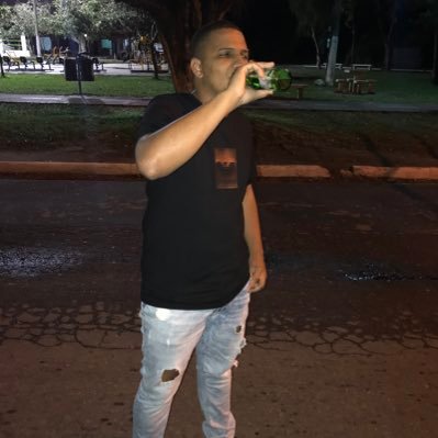 N_Viidal's profile picture. Hoje é só farra, pinga e foguete 🔥🍻. @fluminensefc . insta:soueuvidaldj. 23 Anos . RJ 🏖.