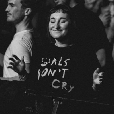 directrice artistique @GirlsDontCryTLS | passion boules à facettes, féminisme inclusif et musiques électroniques | elle/she/her