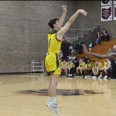 Charlie_Fox5's profile picture. Cwru mbb 27’