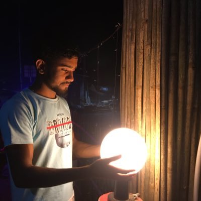 অনুভূতির আর এক নাম ,তাঁহাদের এক গুচ্ছ বিশ্বাসকর সিক্ত ভালবাসা