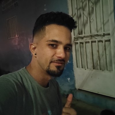 Javierk376's profile picture. Alegre