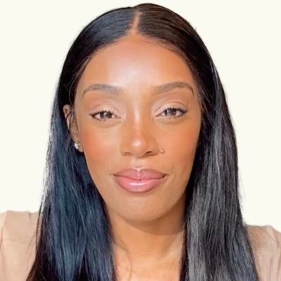 I teach ambitious women how to grow and monetize their Instagram. Turning their side hustle into profitable online businesses-
