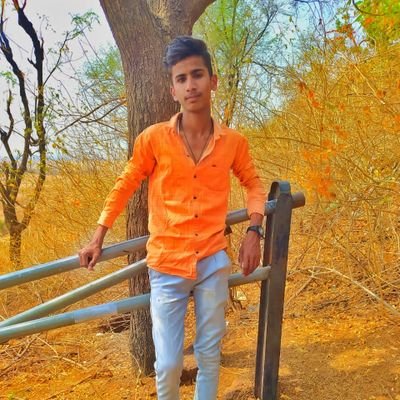 tailorajaymp14's profile picture. Macenical  engineering
Photographer 
MR. Ajay 🔴
👑ⓂⓇ.ⒶⒿ
❣18teen😍
😋Riscky Rider😇
😍Love myself😘
💙Blue lover😗
❤Heart king😘
🎶Music Lover😍