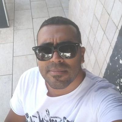 Bolsonaro é lindo e mudou a história d uma nação, desculpa minha opinião.🇧🇷🇮🇱