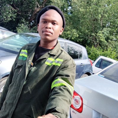 Justiceletsie96's profile picture. 🇱🇸Masola🇱🇸

Mechanic based on audi and volkswagen