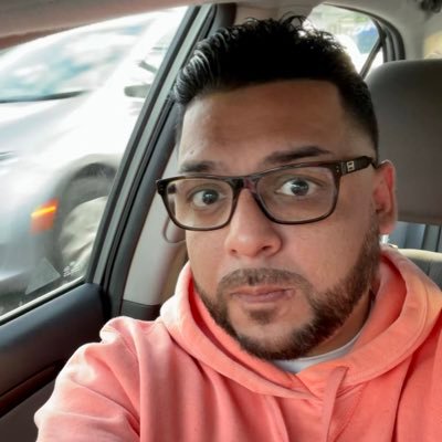 ❤️s Fighting Games, Fight Stick Collector, Sneaker Head, MMA/Wrestling Fan, PCMR and RGB Admirer, Likes 80's-90's Toys, Marvel Comics, Oh! and USMC Vet. 🇵🇪